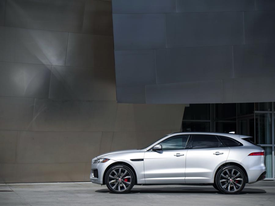  Jaguar F-Pace S 35t AWD 2016 года  (NA) (фото 3 из 16)
